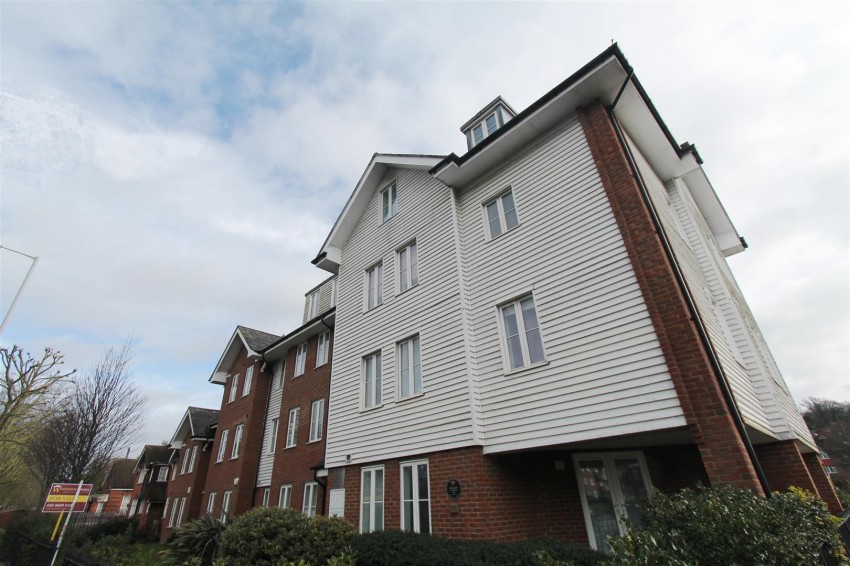Images for Well Hall Road, London, SE9