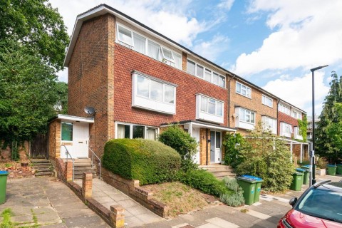 View Full Details for Oakways, London, SE9