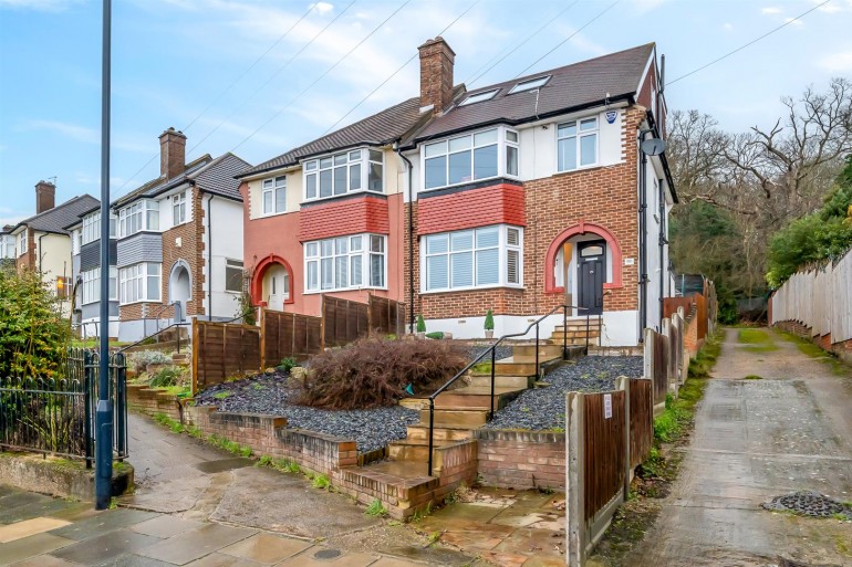 Crookston Road, SE9