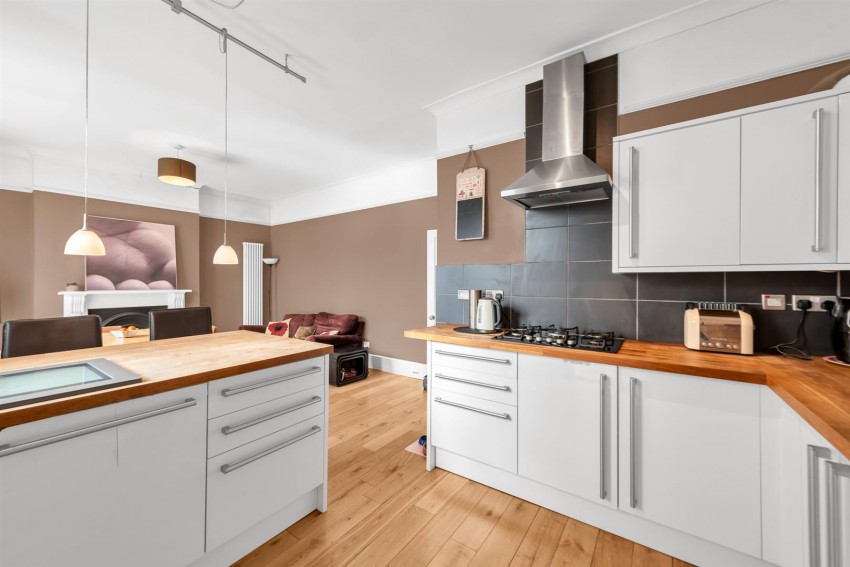 Images for Greenvale Road, London