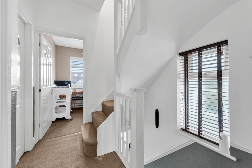 Images for Dumbreck Road, SE9