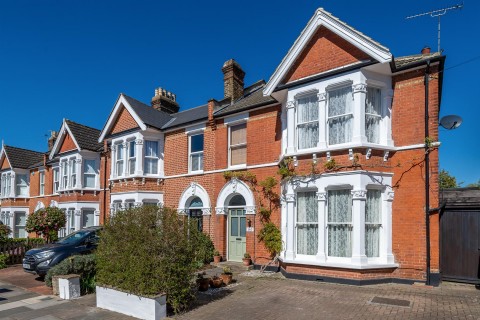 View Full Details for Greenvale Road, SE9