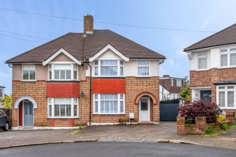 View Full Details for Glenbarr Close, SE9