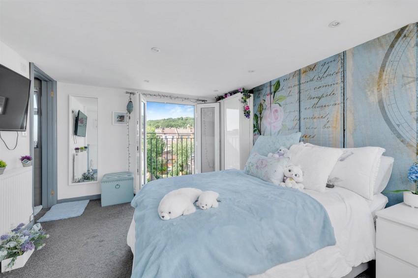 Images for Dumbreck Road, SE9