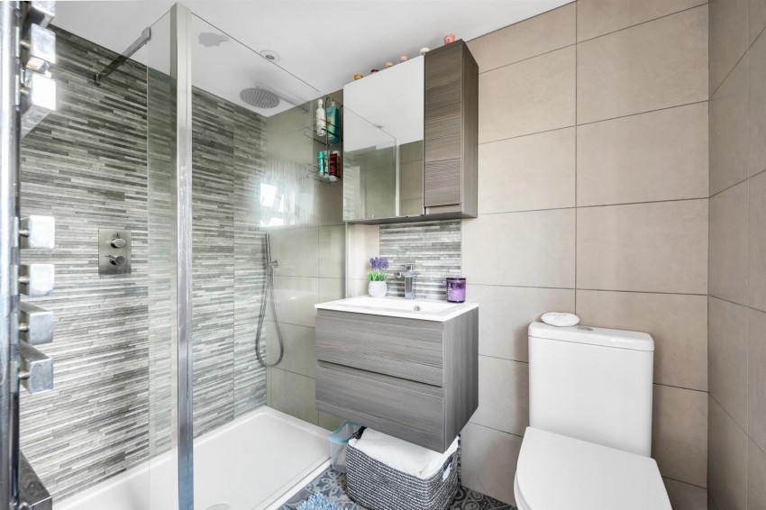 Images for Dumbreck Road, SE9