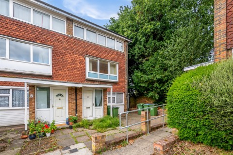 View Full Details for Oakways, SE9