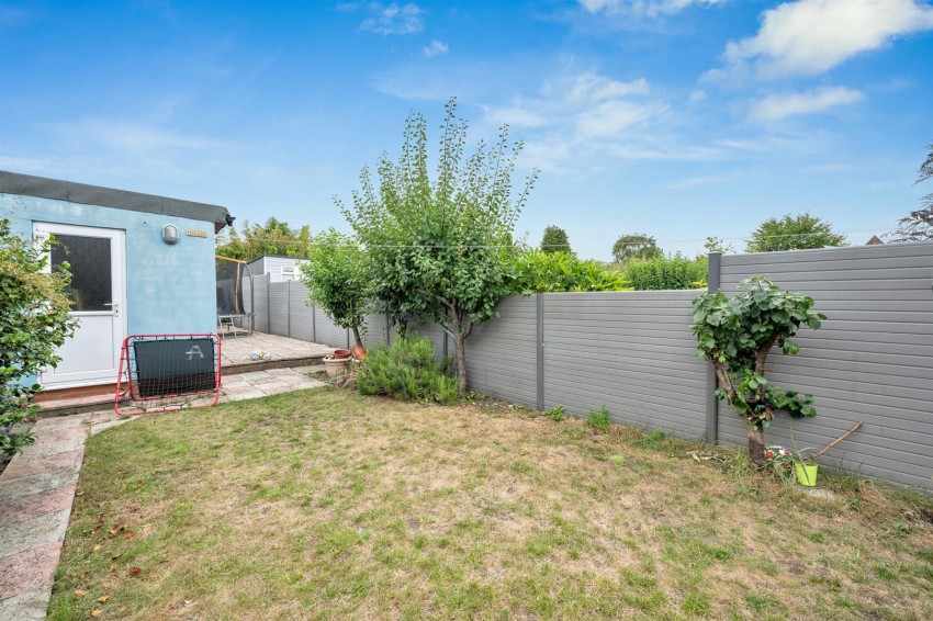 Images for Dumbreck Road, London