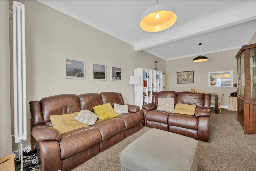 Images for Dumbreck Road, London
