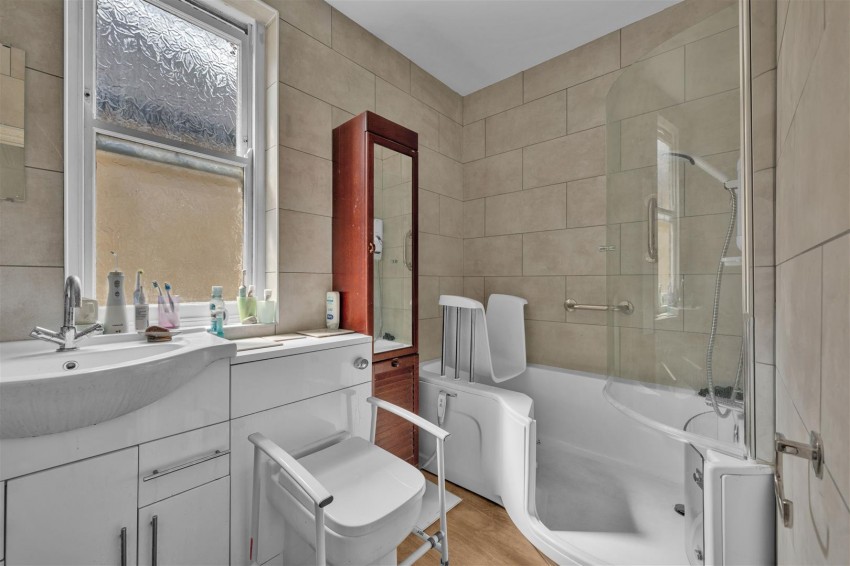 Images for Glenshiel Road, SE9