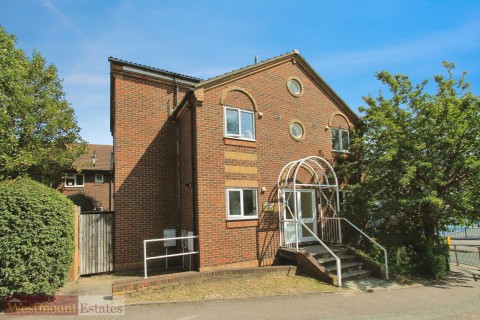 View Full Details for Highfield Road, DA1