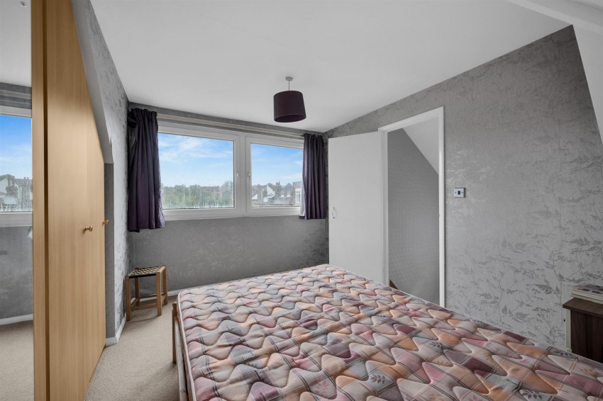 Images for Earlshall Road, London