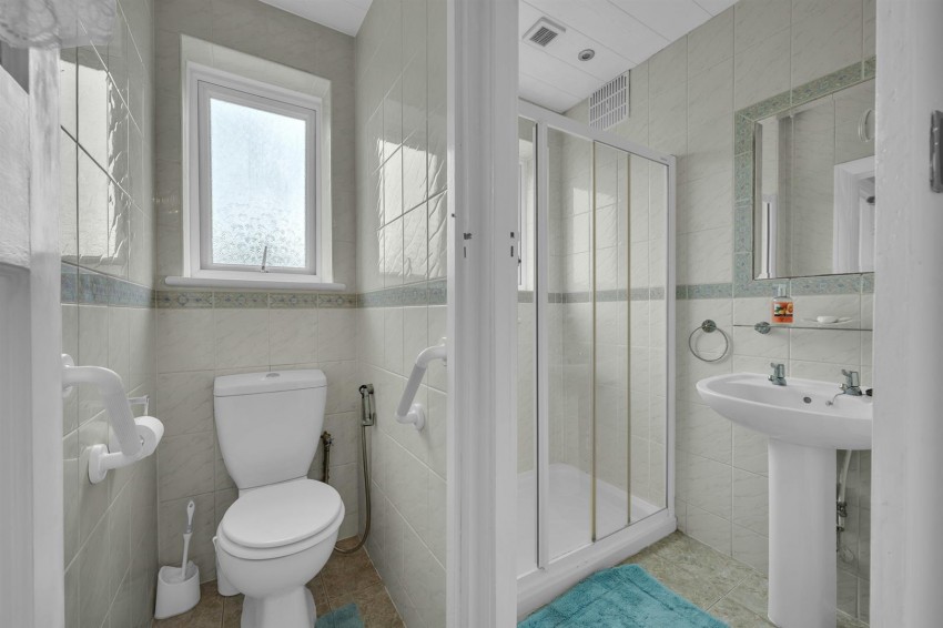 Images for Earlshall Road, London