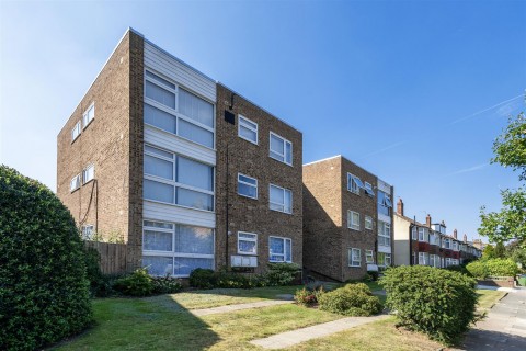 View Full Details for Laburnum Place, Elderslie Road, London, SE9