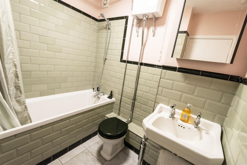 Images for Laburnum Place, Elderslie Road, London, SE9