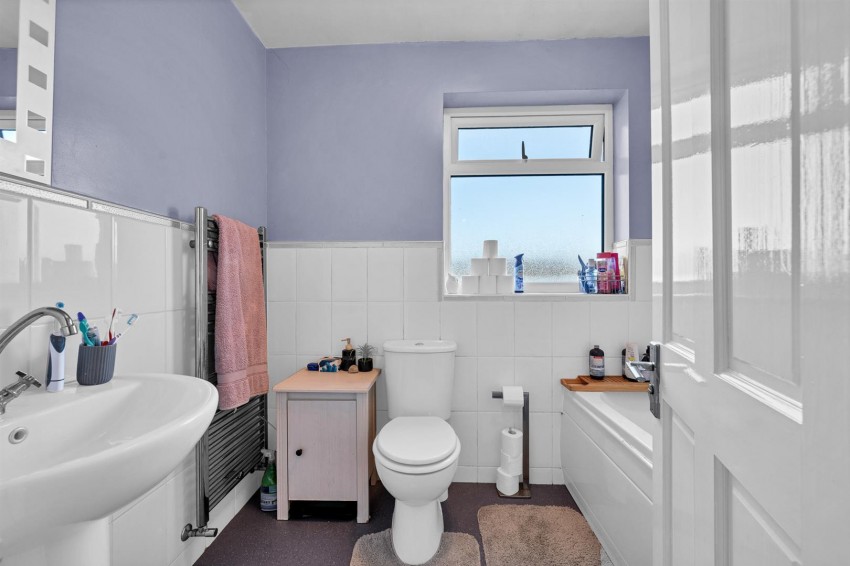 Images for Sparrows Lane, New Eltham