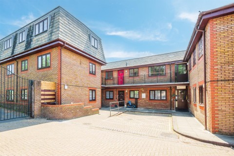 View Full Details for Footscray Road, SE9