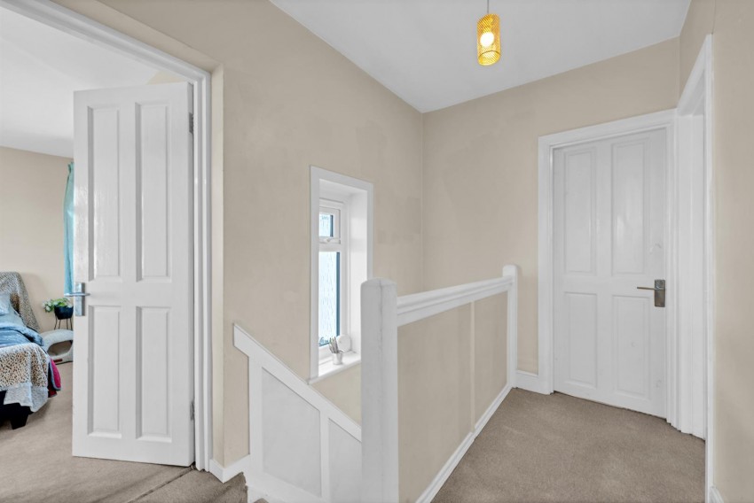 Images for Sparrows Lane, New Eltham