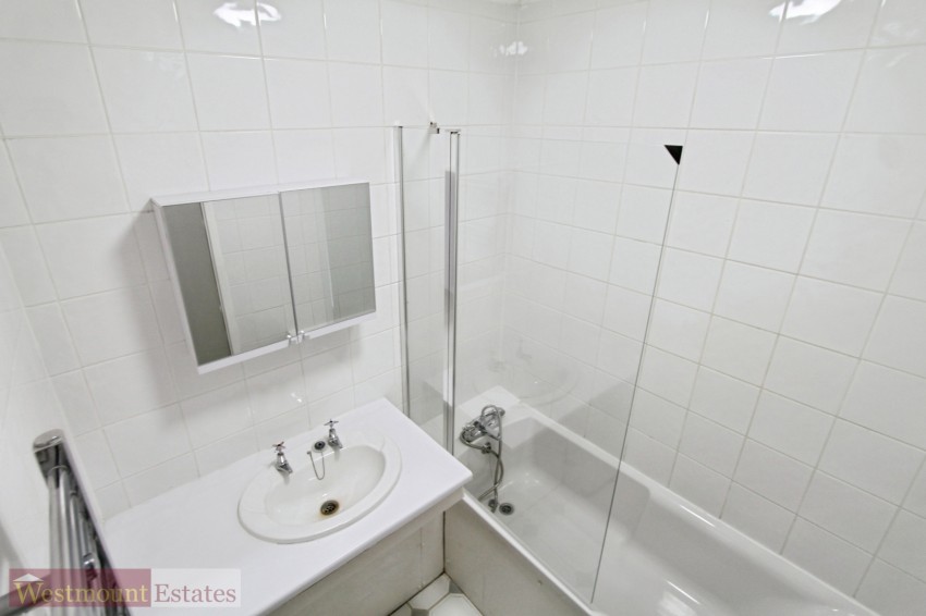 Images for Greenacres, London