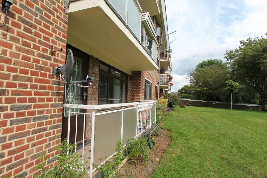 Images for Greenacres, London