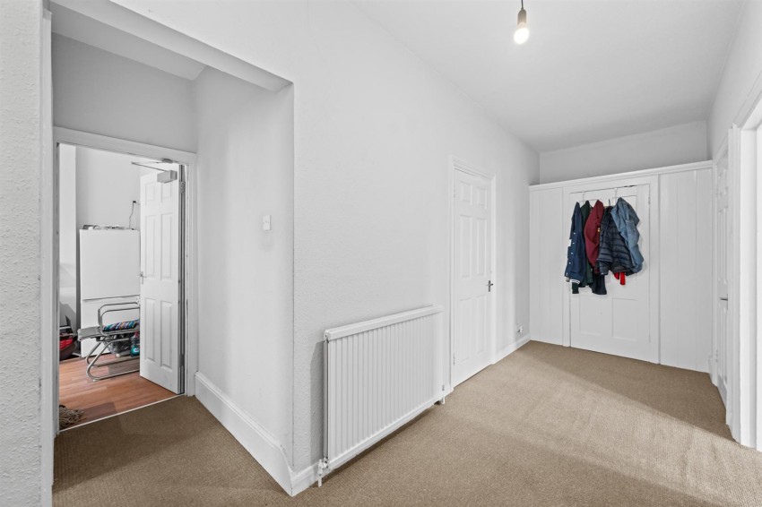 Images for Court Yard, SE9