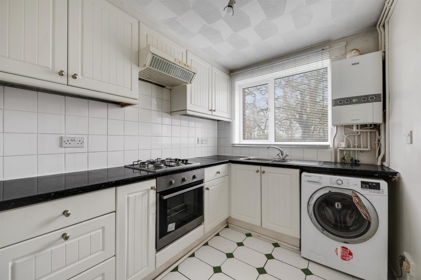Images for Gravel Hill Close, Bexleyheath