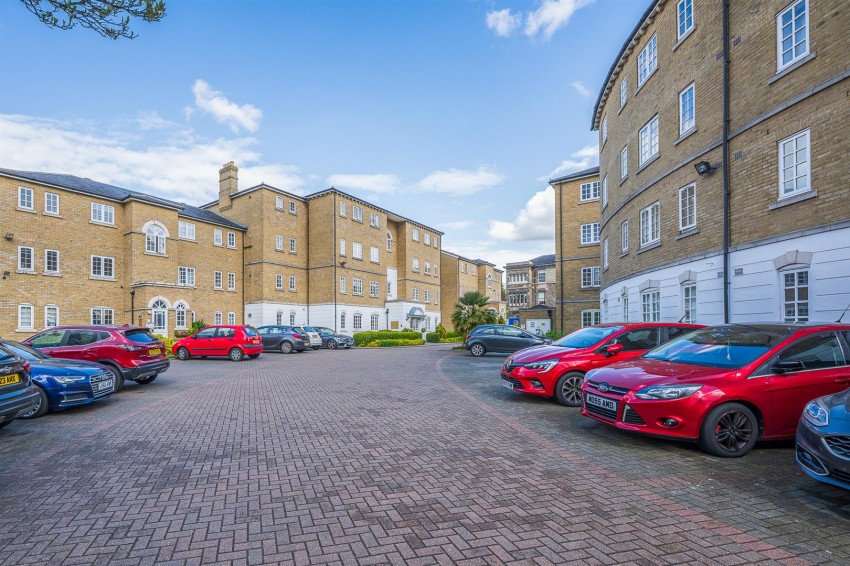 Images for Gilbert Close, Shooters Hill, SE18