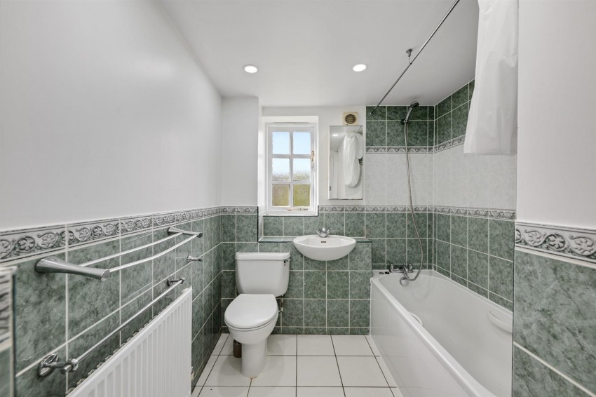 Images for Gilbert Close, Shooters Hill, SE18