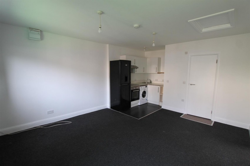 Images for Greenvale Road, Eltham