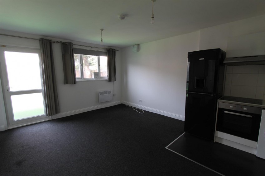 Images for Greenvale Road, Eltham