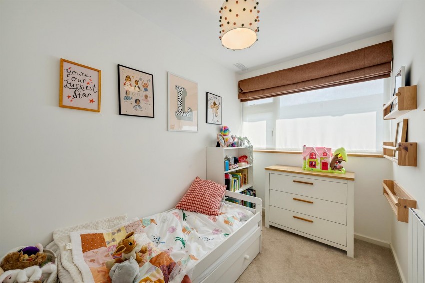 Images for Oakways, London