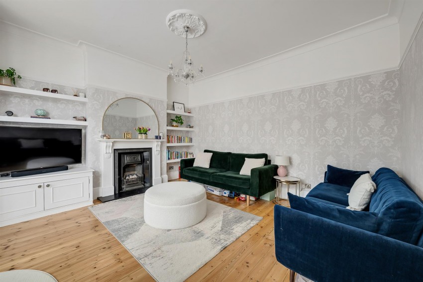 Images for Earlshall Road, London