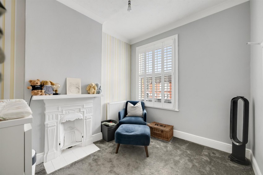 Images for Earlshall Road, London