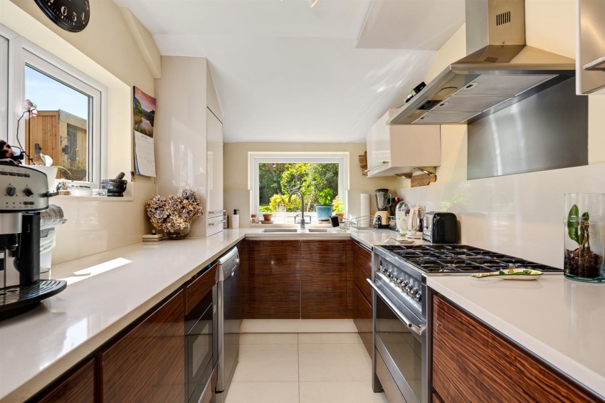 Images for Greenvale Road, London