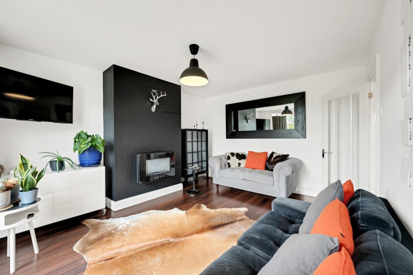 Images for Lynsted Gardens, London