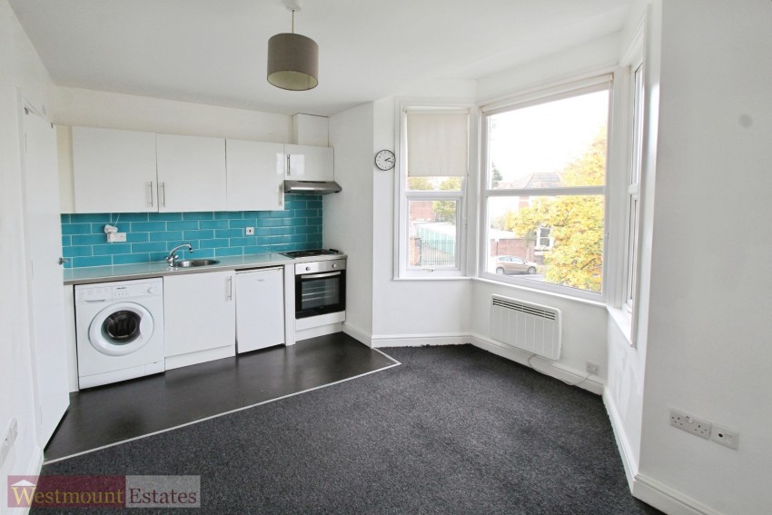 Images for Greenvale Road, Eltham