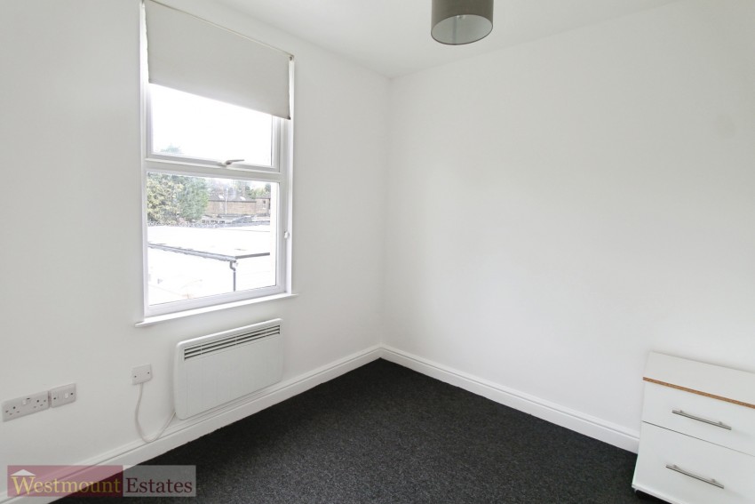 Images for Greenvale Road, Eltham