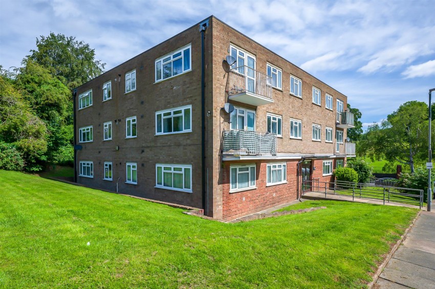 Images for Upper Wickham Lane, Welling