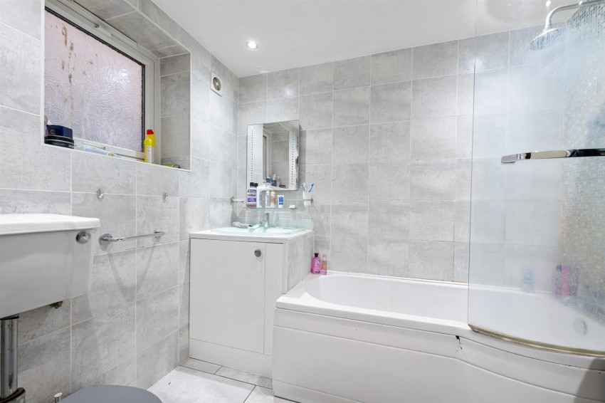 Images for Upper Wickham Lane, Welling