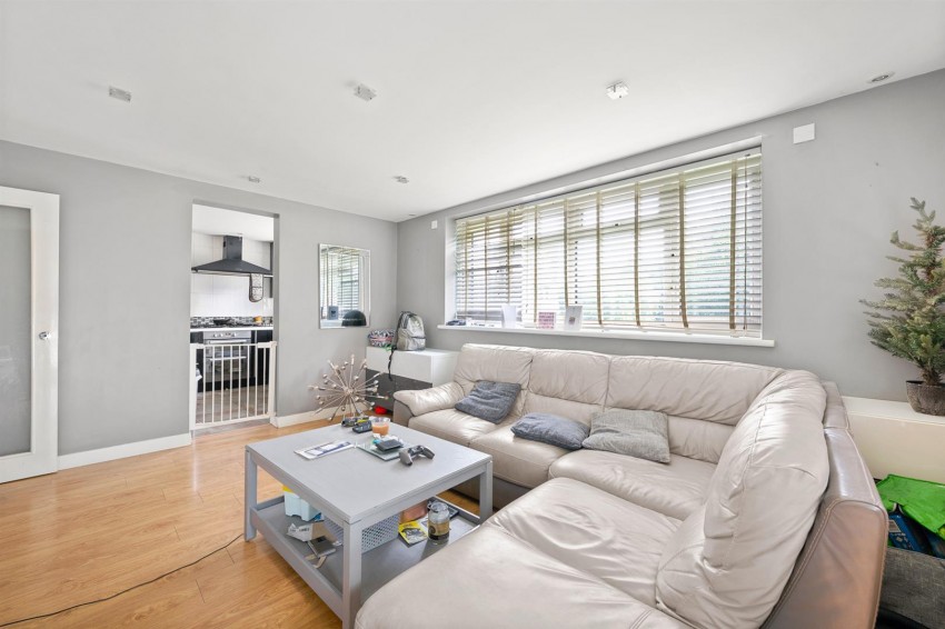 Images for Upper Wickham Lane, Welling