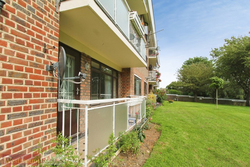 Images for Greenacres, SE9